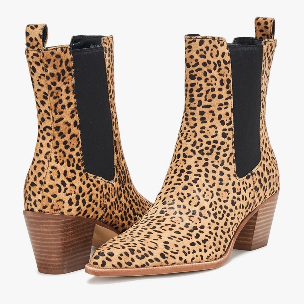 NWT/BOX Dolce Vita Shadie Leopard Calf Hair Booties
